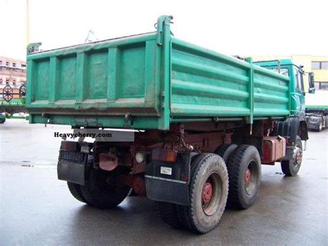 Iveco Ahw X Engine Damage Three Sided Tipper Truck