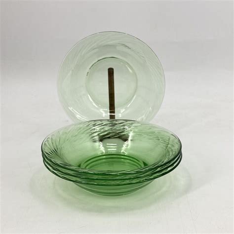 Pyrex Green Festiva Bowl Lot Of Glass Spring Swirl Ebay