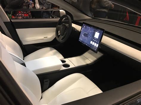 Tesla Model 3 2024 Interior Photos White - Amie Lynnet