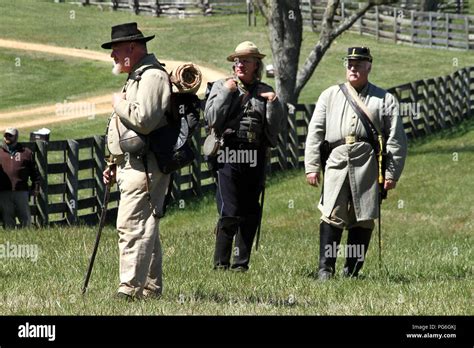 Confederate Soldiers Civil War Stock Photos & Confederate Soldiers ...