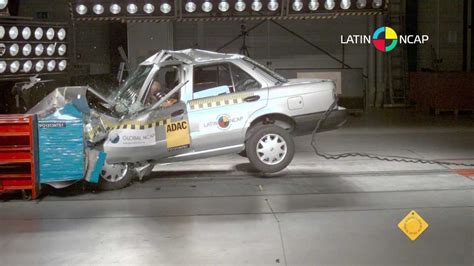 Nissan Tsuru / Sentra B13 NO Airbags - YouTube