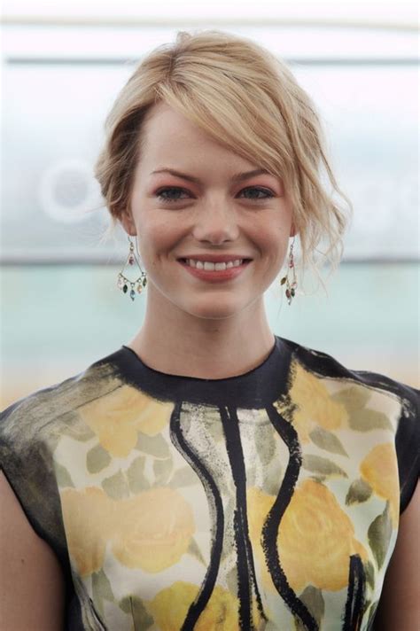 Pin By Oghus Khan On Emma Stone Emma Stone Hair Emma Stone Blonde Emma Stone Style