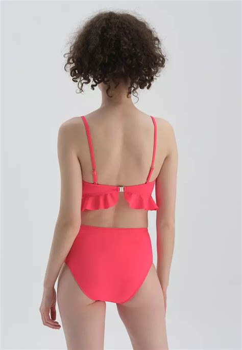 Buy DAGİ Fuchsia Bikini Bottom Plain Beachwear for Women 2024 Online