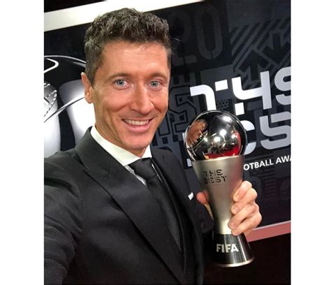 Lewandowski Eleito Pela Fifa O Melhor Jogador Do Mundo De