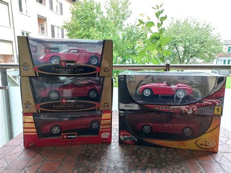 Ferrari Modelle bburago Hot Wheels Neu gemäss Beschreibung in Burgdorf für CHF