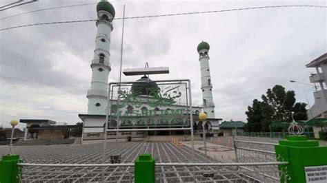 Masjid Jamik Pangkalpinang Tetap Gelar Salat Ied Terapkan Protokol