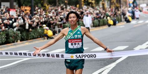 陸上・駅伝 第100回箱根駅伝は青山学院大学が2年ぶり総合優勝！ 復路スタートから先頭譲らず 4years 学生スポーツ