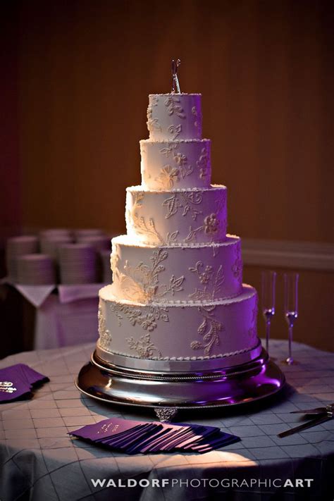 Magpies Bakery Knoxville Tn Beautiful Buttercream Wedding Cake With