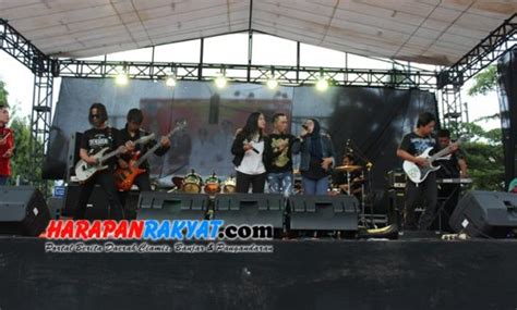 Pentas Merdeka Musik Rock Jegang Di Banjar Kembali Bergema