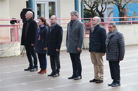 A l école maternelle Vivant Denon cérémonie à la mémoire des enfants