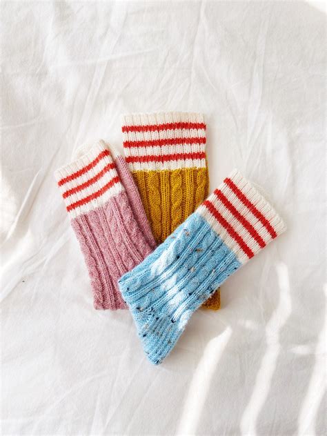 Easy Cable Sock Knitting Pattern Beginner Friendly The Etsy