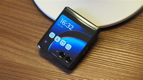 Best Folding Phones 2023 The Top Folding Phones You Can Buy T3