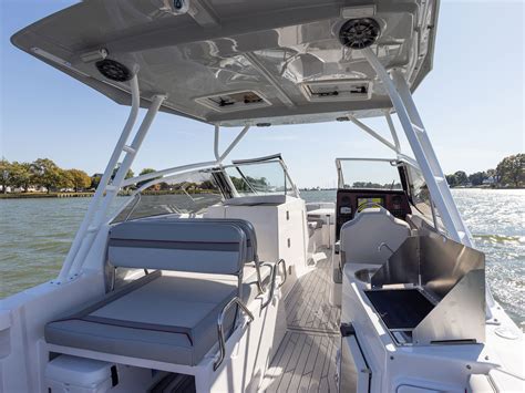 Solara S Dc Boat Test Pricing Specs Boating Mag