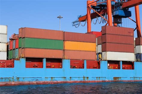 Premium Photo Container Ship In Port