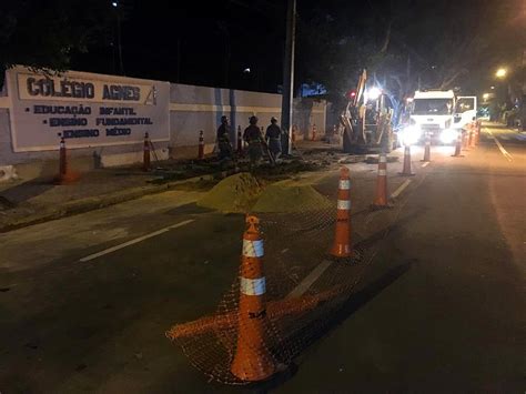 Obra Da Compesa Interdita Trecho Da Rua Am Lia Na Zona Norte Do Recife