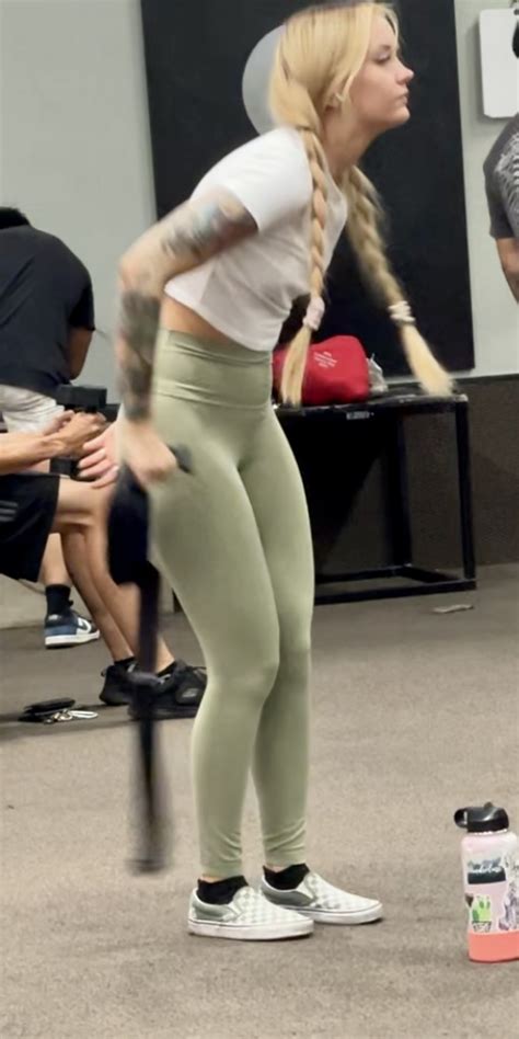 Gym Blonde Spandex Leggings Yoga Pants Forum