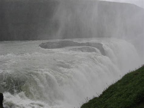 The Majestic Beauty of Gullfoss Falls - World in Picture