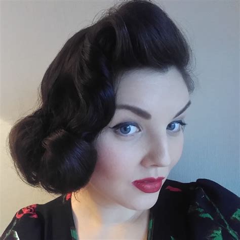 Vintage Curls Tutorial