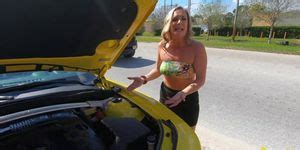 Roadside Luxury Girl Gets Pussy Banged On A Sports Car Porn Videos
