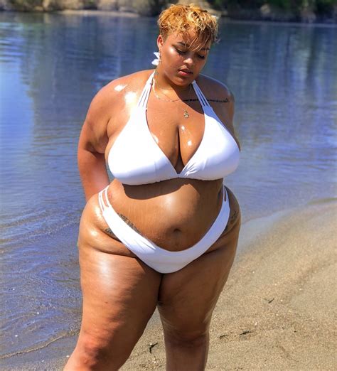 Plus Size Lady Shows Off Her Curves In Bikini Photo