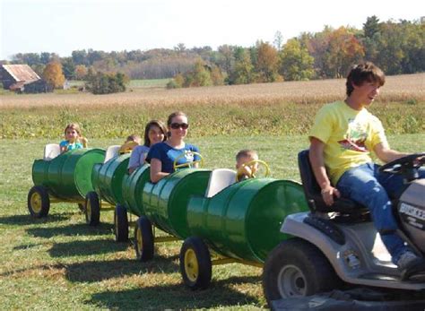 Barrel Train Rides