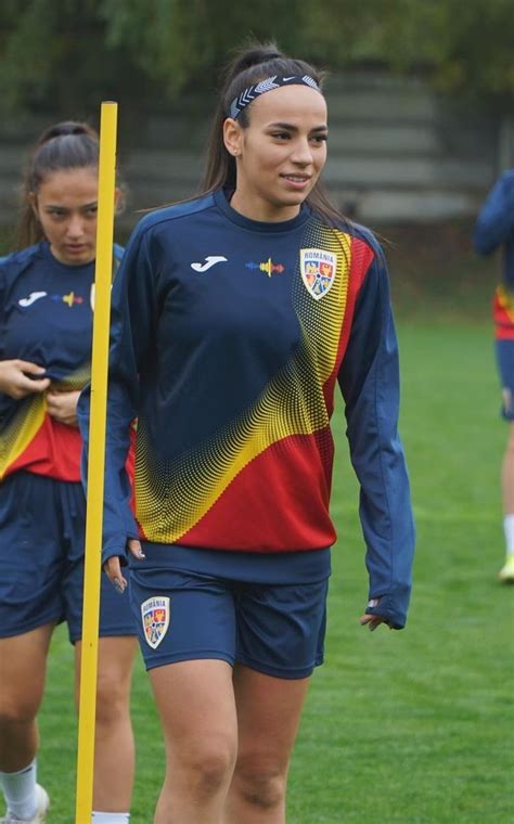 Romanian Soccer Babe Teodora Meluta Femi Sports