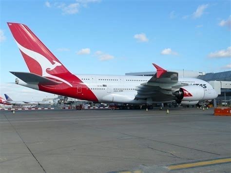 Qantas May Reduce Its Airbus A380 Fleet - Simple Flying