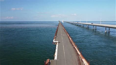 The Old 7 Mile Bridge Florida Keys Lets Fly Over To Fred The Tree