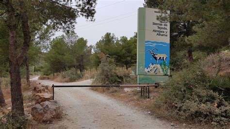 Ruta Del Pico Cielo Desde Nerja El Peligro De Las Ideas