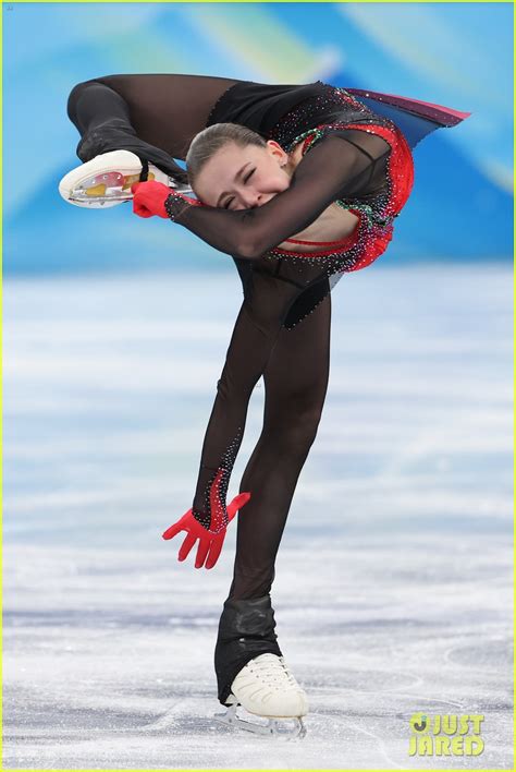 15 Year Old Russian Figure Skater Kamila Valieva Makes History With Two Quads At Beijing