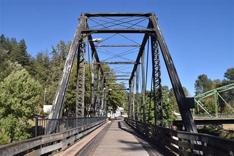 Mill City Railroad Bridge - HistoricBridges.org