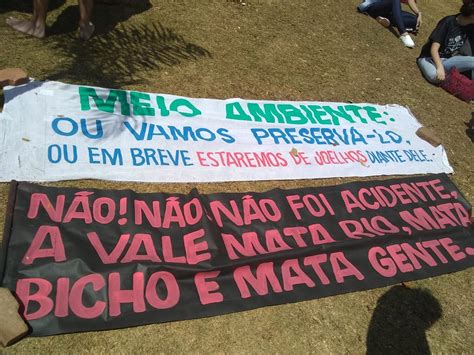 O Que Diziam Os Cartazes Fotos Do Protesto Em Bh Contra Bolsonaro E