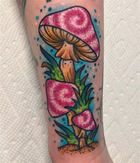 15 Unique Trippy Mushroom Tattoos for Your Inspiration | Style VP