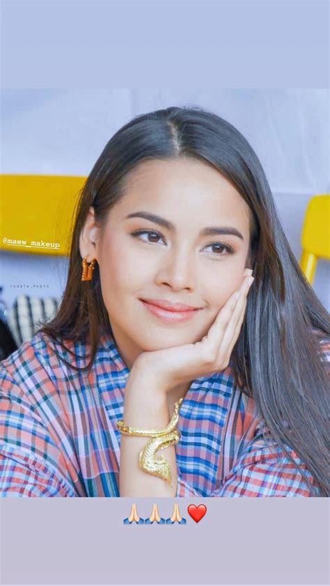 Yaya Urassaya No Makeup