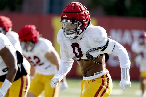 USC football's Domani Jackson faces 'steep learning curve' - Los ...