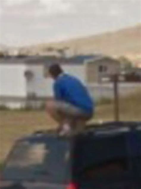 Google Maps Sleuth Spots Man Doing A Poo On Car Roof In Bizarre Photo