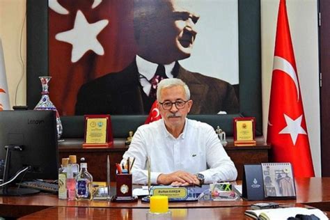 Erdek CHP Gençlik Kolları Başkanı 35 kişi ile birlikte partiden istifa