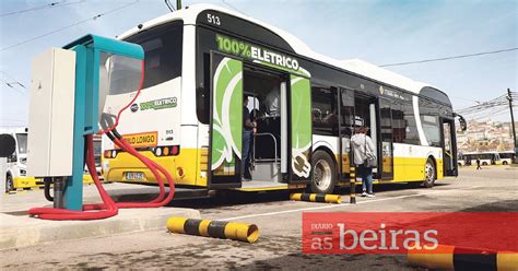 SMTUC renova frota cinco novos autocarros elétricos