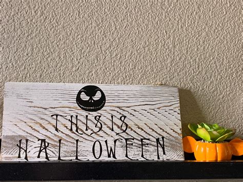 Disney Halloween Sign Halloween Home Decor - Etsy Canada