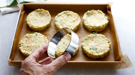 Burger Di Miglio La Ricetta Del Secondo Con Ceci E Verdure