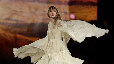 Taylor Swift’s Private Jet Use Shows Difficulty Tracking Climate Impact ...