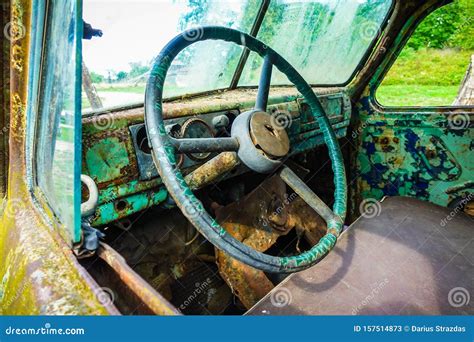 Vintage car steering wheel stock image. Image of detail - 157514873