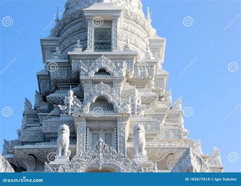 4 the Stupas Contain the Relics of Buddha Gautama Stock Photo - Image ...