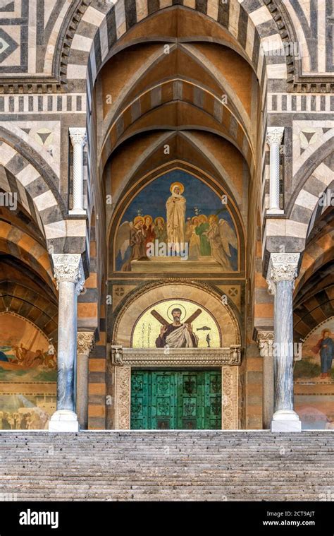 Cattedrale Di Santandrea Duomo Di Amalfi Immagini E Fotografie Stock Ad