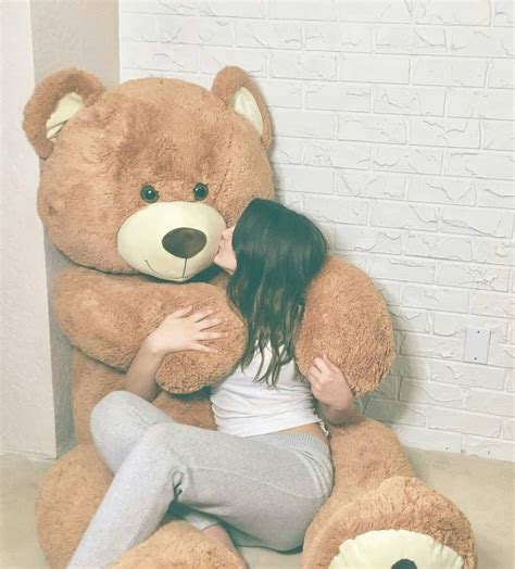 Every Girl Loves Huge Teddy Bear😍 Teddy Bear Girl Big Teddy Bear