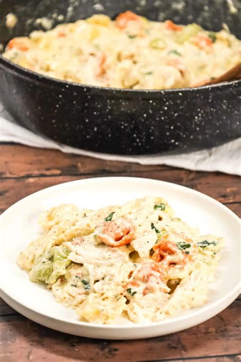 Chicken Tortellini Alfredo - THIS IS NOT DIET FOOD