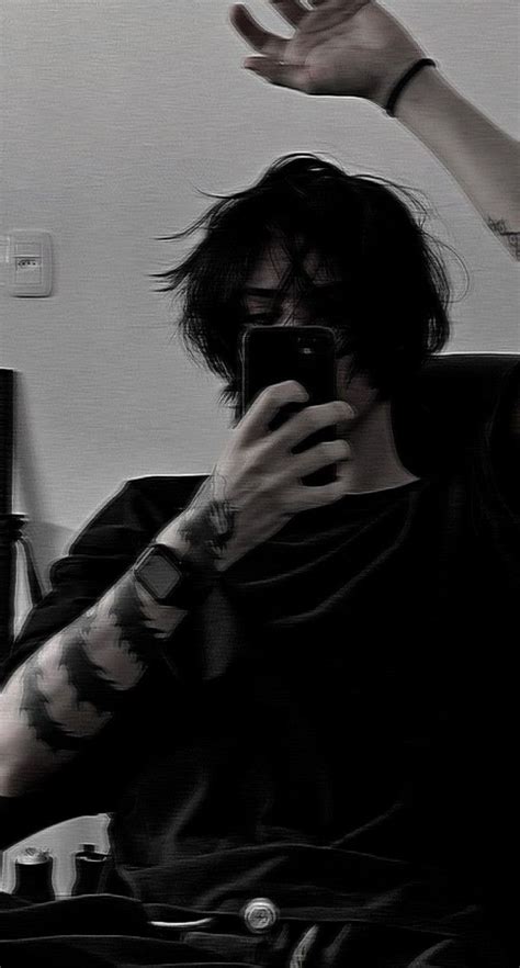 Pin By 愛｡ Ahikiko ♡ On —ブルネット Парни брюнеты — Aesthetic Guys Cute Emo Grunge Guys