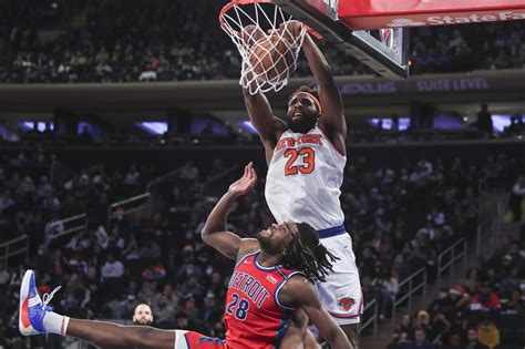 WATCH: New York Knicks' Mitchell Robinson shows what he's capable of