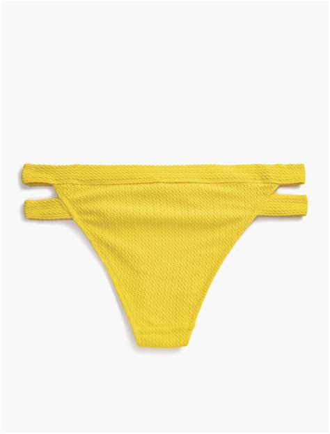 Sarı Kadın Dokulu Bikini Altı Çapraz Bel Detaylı SAK BM Koton