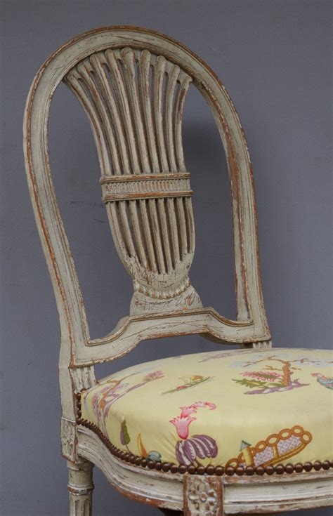 Proantic Chaise De Style Louis XVI En Bois Peint Et Patiné